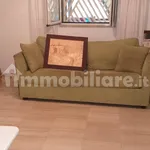 Rent 4 bedroom house of 120 m² in Trani