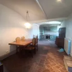 Rent 4 bedroom apartment of 90 m² in Sovicille