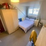 Rent 6 bedroom flat in Wales