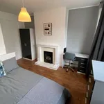 Rent 5 bedroom house in East Midlands