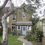 Rent 4 bedroom house in Hertsmere