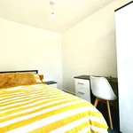 Rent 5 bedroom house in Sheffield