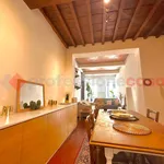 Rent 4 bedroom apartment of 95 m² in Florence