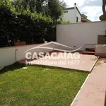 Rent 5 bedroom house of 300 m² in Roma