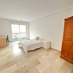 Rent a room of 105 m² in Córdoba