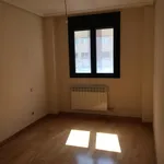 Alquilar 4 dormitorio apartamento en Burgos