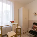 Rent 1 bedroom apartment of 22 m² in Frankfurt am Main