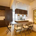 Rent 3 bedroom apartment of 77 m² in Paris