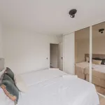 Rent 1 bedroom apartment of 55 m² in porto