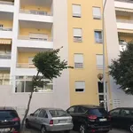 Alugar 2 quarto apartamento de 127 m² em Cascais