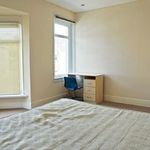 Rent 4 bedroom flat in Wales