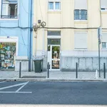 Rent a room in lisbon