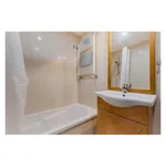 Rent 1 bedroom apartment of 55 m² in Porto