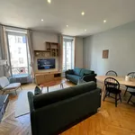 Appartement de 90 m² avec 5 chambre(s) en location à Lyon