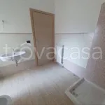 Rent 2 bedroom apartment of 55 m² in Aprilia