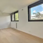 Maison de 1000 m² avec 3 chambre(s) en location à Uccle