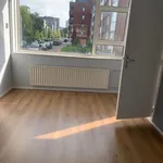 Rent 3 bedroom apartment of 60 m² in Planetenbuurt