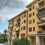 Rent 4 bedroom apartment of 100 m² in Avellino