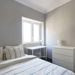 Rent a room in lisbon