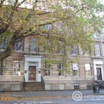 Rent 3 bedroom flat in Glasgow