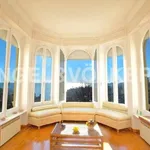 Rent 8 bedroom apartment of 240 m² in Rapallo