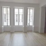 Appartement de 102 m² avec 4 chambre(s) en location à Nantes