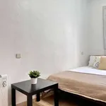 Rent a room in madrid