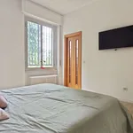 Rent a room of 75 m² in milan