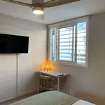 Rent a room of 95 m² in barcelona