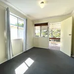 Rent 3 bedroom house of 405 m² in Caboolture South