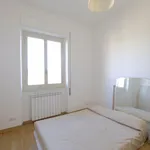 Rent 3 bedroom apartment in Rome