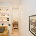 Rent 1 bedroom apartment of 646 m² in Porto