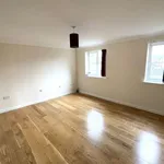 Rent 3 bedroom flat in South West England