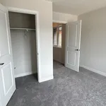 Rent 4 bedroom house in Georgina (Sutton & Jackson's Point)