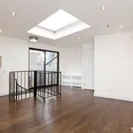 Rent 2 bedroom apartment of 3465 m² in New York City