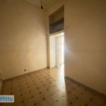 Affitto 3 camera appartamento di 85 m² in Naples