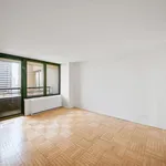 Rent 2 bedroom apartment of 105 m² in New York