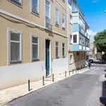 Rent 3 bedroom apartment of 76 m² in Lisbon