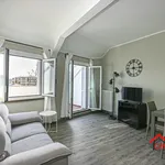 Rent 4 bedroom apartment in Genoa