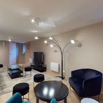 Rent 3 bedroom apartment of 9 m² in Pantin