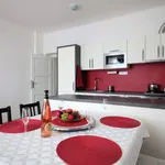 Rent 2 bedroom apartment of 80 m² in Prague