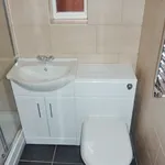 Rent 6 bedroom flat in West Midlands