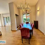 Rent 6 bedroom house of 505 m² in Florence