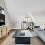 Rent 2 bedroom flat of 72 m² in london