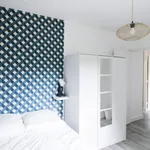 Rent 4 bedroom apartment in Lyon