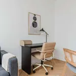 Appartement de 65 m² avec 2 chambre(s) en location à paris