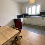 Rent 4 bedroom flat in South West England