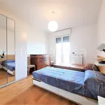 Rent 3 bedroom apartment of 102 m² in Milano