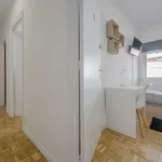 Rent a room of 120 m² in madrid