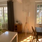 Appartement de 260 m² avec 1 chambre(s) en location à Paris